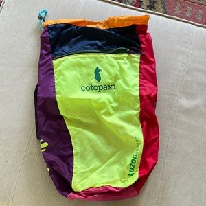 Cotopaxi Luzon Del Día